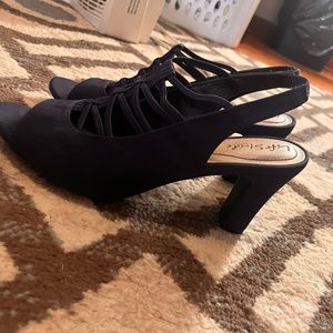 Navy Blue Heels Size 8 W